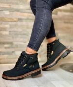 Botas velez para dama con cierre lateral color negro